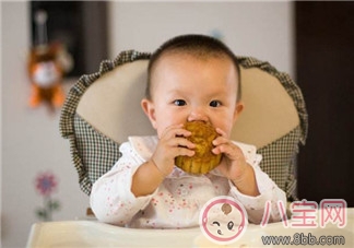 中秋將至你還錯(cuò)誤的給寶寶吃月餅嗎  如何讓寶寶健康吃月餅