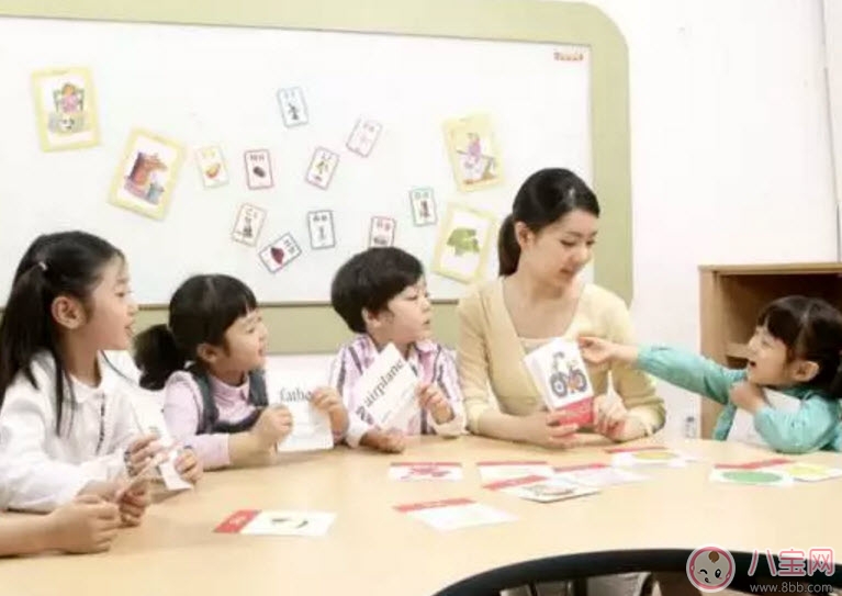 寶寶上幼兒園前的準(zhǔn)備 寶寶上學(xué)前的心理教育物品準(zhǔn)備。