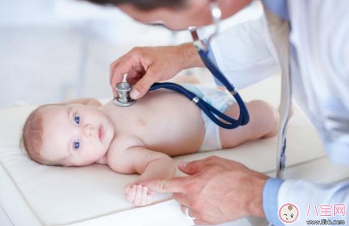 寶寶痱子和濕疹的區(qū)別 寶寶濕疹和痱子最大的不同是什么