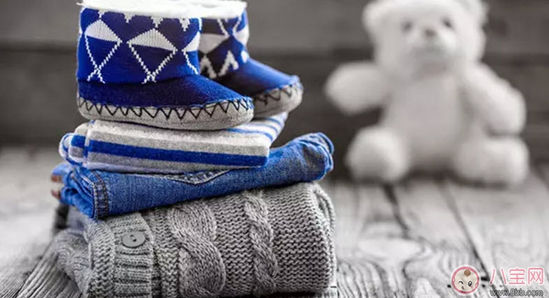 夏天寶寶出汗多是什么原因 寶寶出汗和虛汗的區(qū)別