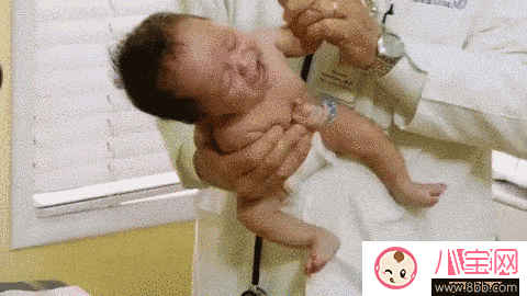 寶寶哭個(gè)不停怎么辦 5秒讓寶寶停止哭鬧的方法(圖文)