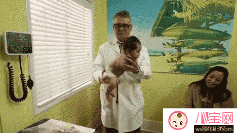 寶寶哭個(gè)不停怎么辦 5秒讓寶寶停止哭鬧的方法(圖文)