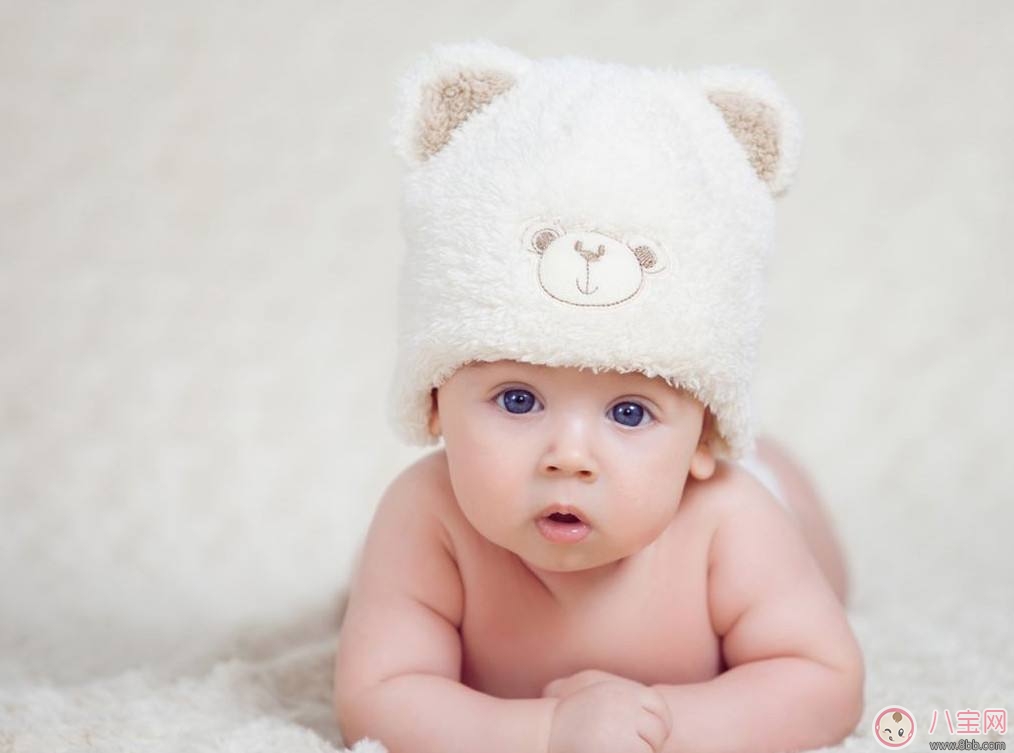 寶寶長牙的注意事項(xiàng) 飲食禁忌與習(xí)慣養(yǎng)成 寶寶長牙的注意事項(xiàng) 飲食禁忌與習(xí)慣養(yǎng)成