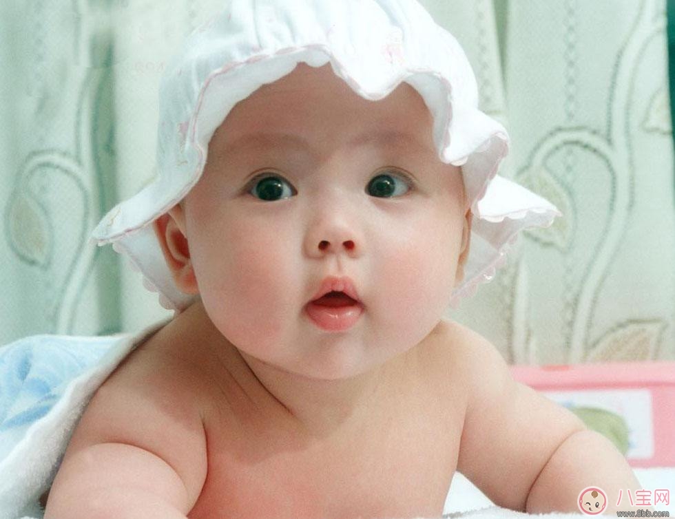 寶寶長牙不舒服 家長應(yīng)該如何護理