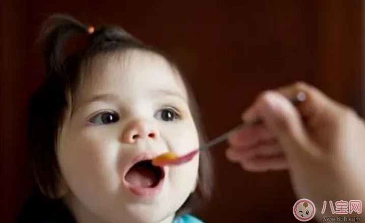 寶寶睡覺(jué)干咳怎么回事 寶寶干咳是什么原因