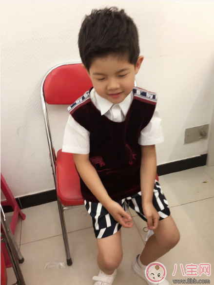 安吉分頭發(fā)型好帥 男孩子留什么發(fā)型好看 安吉分頭發(fā)型好帥 男孩子留什么發(fā)型好看