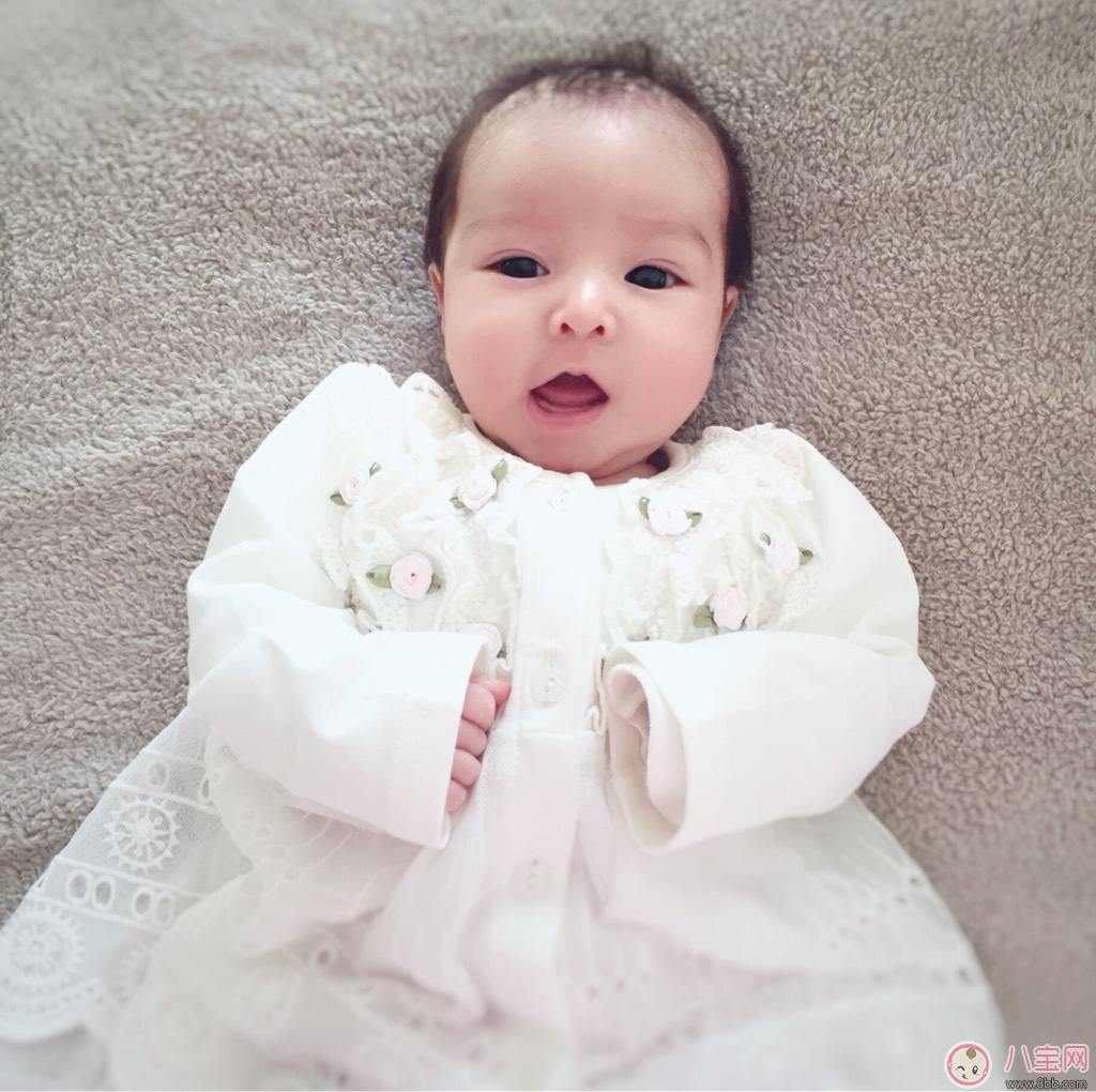 如何照顧兩個月大的嬰兒 了解這些信號很重要 如何照顧兩個月大的嬰兒 了解這些信號很重要