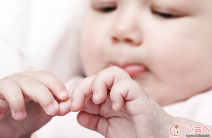 寶寶手指頭劃傷了怎么辦 孩子手指頭劃傷處理方法