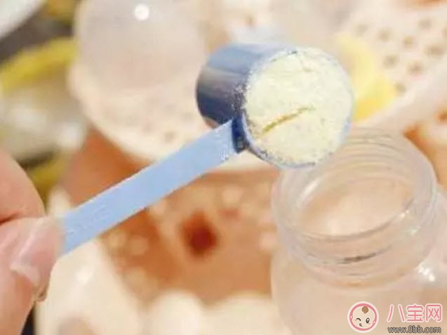 夏天寶寶能喝涼奶粉嗎 寶寶喝涼奶粉會(huì)怎么樣