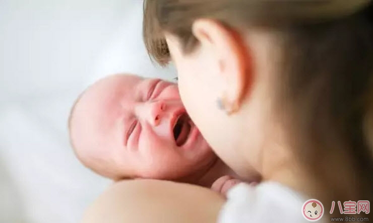 寶寶厭奶期多長時間會持續(xù)多久 寶寶厭奶期怎么辦