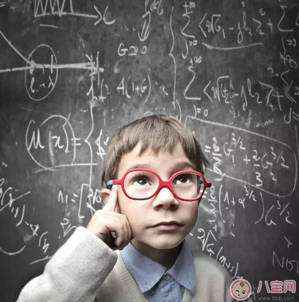 孩子瞇瞇眼居然是弱視 從哪些情況可以發(fā)現(xiàn)孩子不對勁