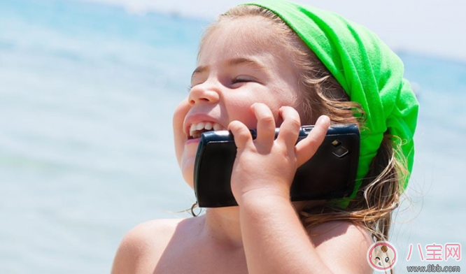 3-6歲的小孩子可以用電子設(shè)備嗎