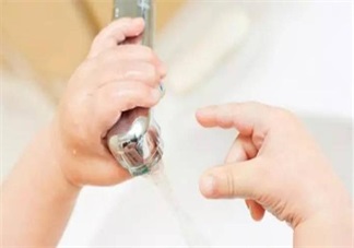 孩子燙傷后抹醬油有效嗎 這些偏方燙傷后千萬不要學