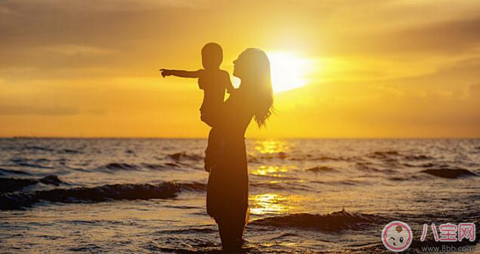 寶寶夏日出游裝備有哪些 寶寶夏天出去玩帶什么好