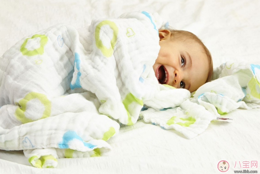 寶寶吹空調(diào)注意事項(xiàng)大全 2017寶寶吹空調(diào)6大注意事項(xiàng)