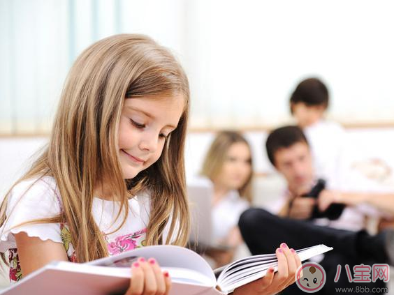 這樣“懶”其實(shí)能讓孩子獨(dú)立 培養(yǎng)孩子獨(dú)立方法