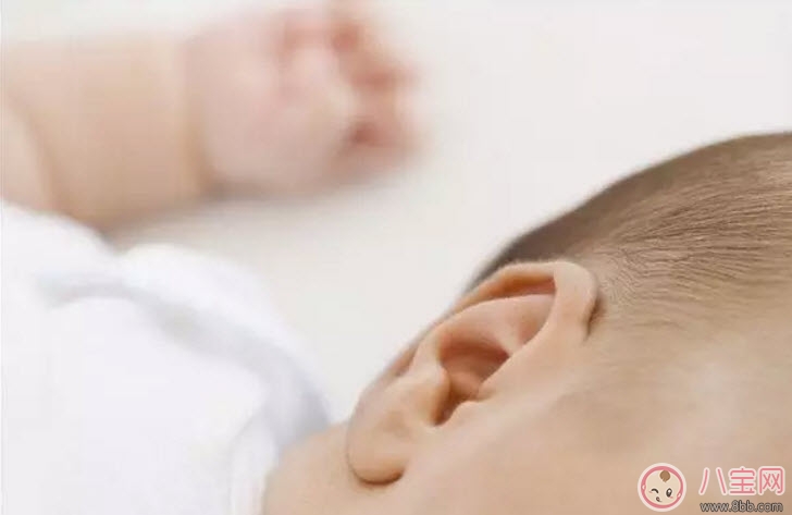 嬰兒寶寶耳朵護(hù)理 寶寶耳屎怎么處理(清理耳朵的八個(gè)步驟)
