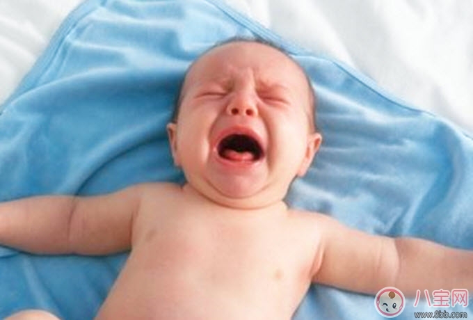 0-1歲寶寶如何喂養(yǎng) 0-1歲寶寶喂養(yǎng)注意事項