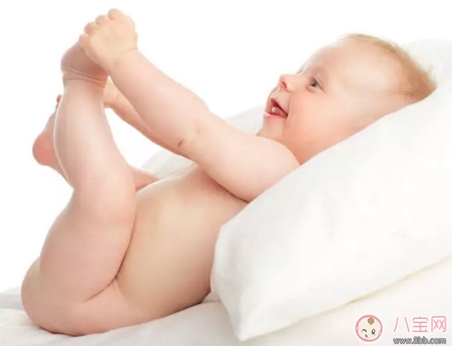 頭垢對寶寶的影響 頭垢怎么去除有哪些注意事項