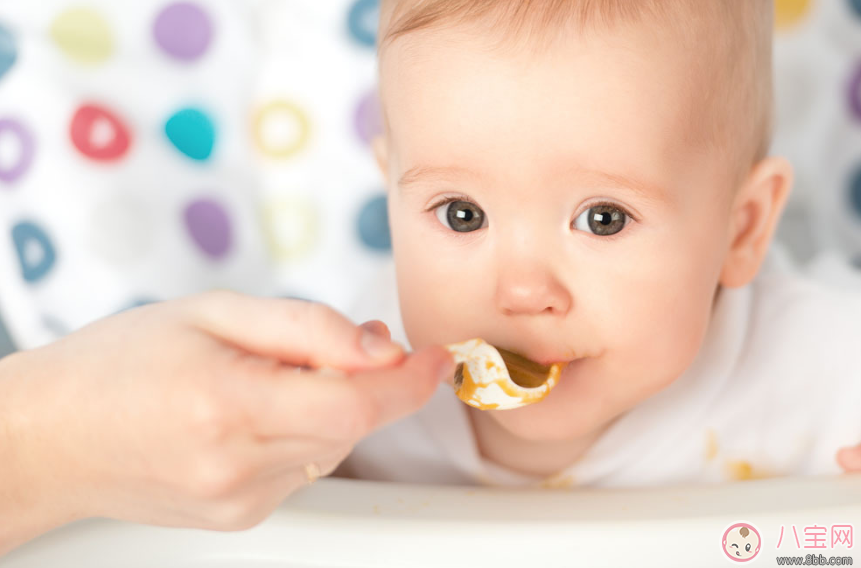 兩歲男孩誤食蚊香液身亡 怎么保護(hù)孩子不要亂吃東西