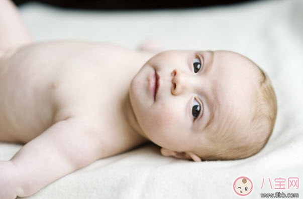 寶寶肋骨外翻的癥狀有哪些 寶寶肋骨外翻怎么辦