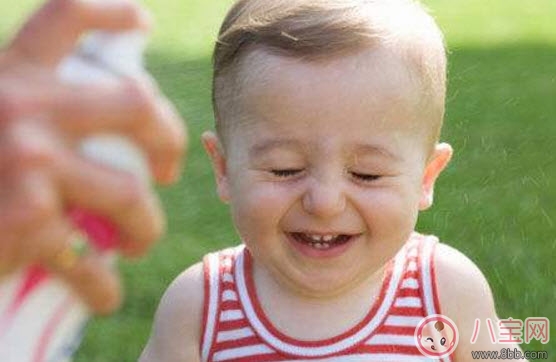 夏天給寶寶剃光頭好嗎 寶寶剃光頭后注意事項(光頭容易曬傷) 夏天給寶寶剃光頭好嗎 寶寶剃光頭后注意事項(光頭容易曬傷)