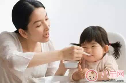 兩個(gè)月以上的嬰兒能吃中藥嗎 吃中藥要注意什么