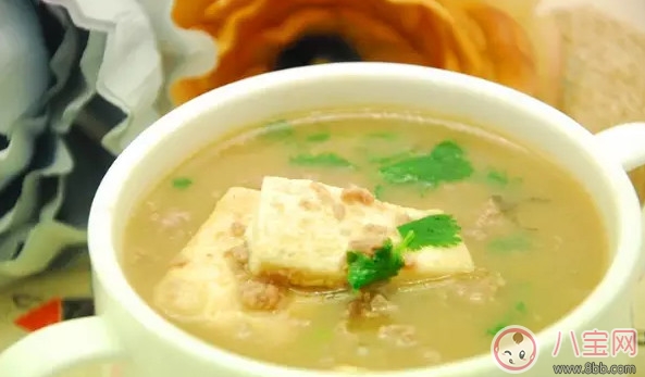 2歲寶寶不吃肉怎么辦 兩歲多的寶寶做什么肉(豆腐燉牛肉)