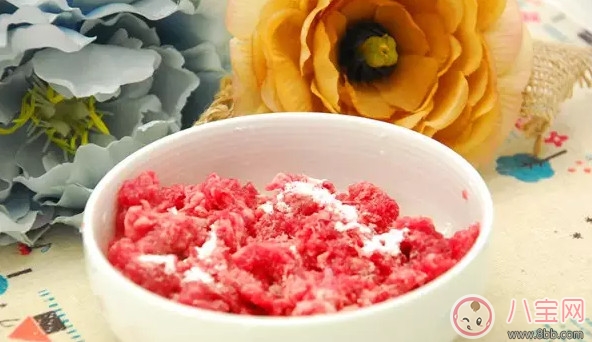 2歲寶寶不吃肉怎么辦 兩歲多的寶寶做什么肉(豆腐燉牛肉)