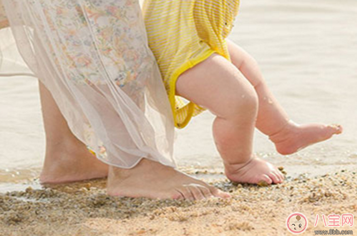 寶寶摔倒怎么辦 寶寶走路要注意什么