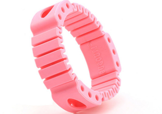 寶寶驅(qū)蚊手環(huán)有用嗎 2017驅(qū)蚊手環(huán)對(duì)寶寶有害嗎