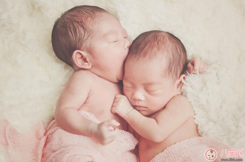 寶寶這些“嬰語”你懂嗎 寶寶動作解答