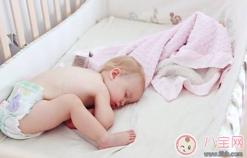 寶寶睡姿不好喜歡彎著頭睡覺(jué) 怎么矯正