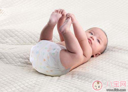 夏天用的寶寶尿不濕需要注意什么呢 夏天用的寶寶尿不濕需要注意什么呢