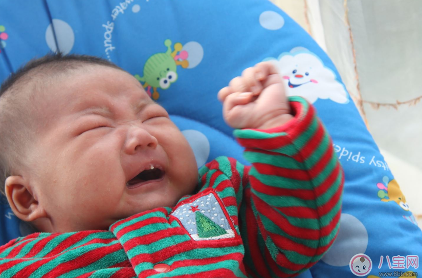 國(guó)慶出行旅游孩子鬧情緒怎么辦 孩子在外哭鬧家長(zhǎng)不能急