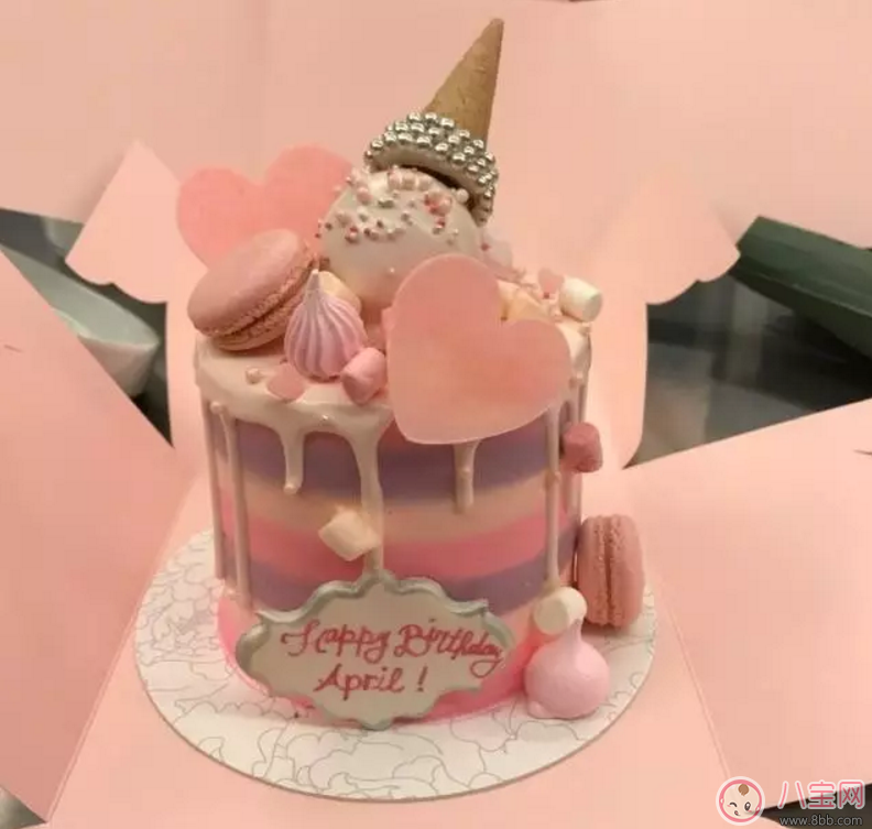 趙薇如何教育出乖巧小四月？趙薇的育兒經(jīng)是什么？