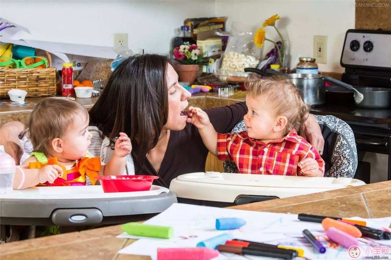 父母愛嘮叨合適嗎？寶寶表現(xiàn)明確是否嘮叨過度