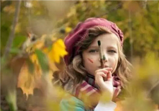 孩子學畫畫的最佳年齡 哪些明星寶寶學畫畫