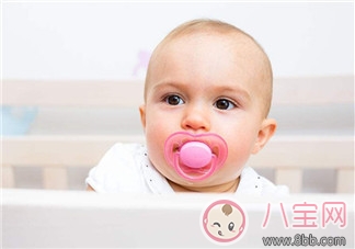 陳妍希貝克漢姆愛(ài)給孩子用安撫奶嘴 如何正確使用安撫奶嘴 陳妍希貝克漢姆愛(ài)給孩子用安撫奶嘴 如何正確使用安撫奶嘴