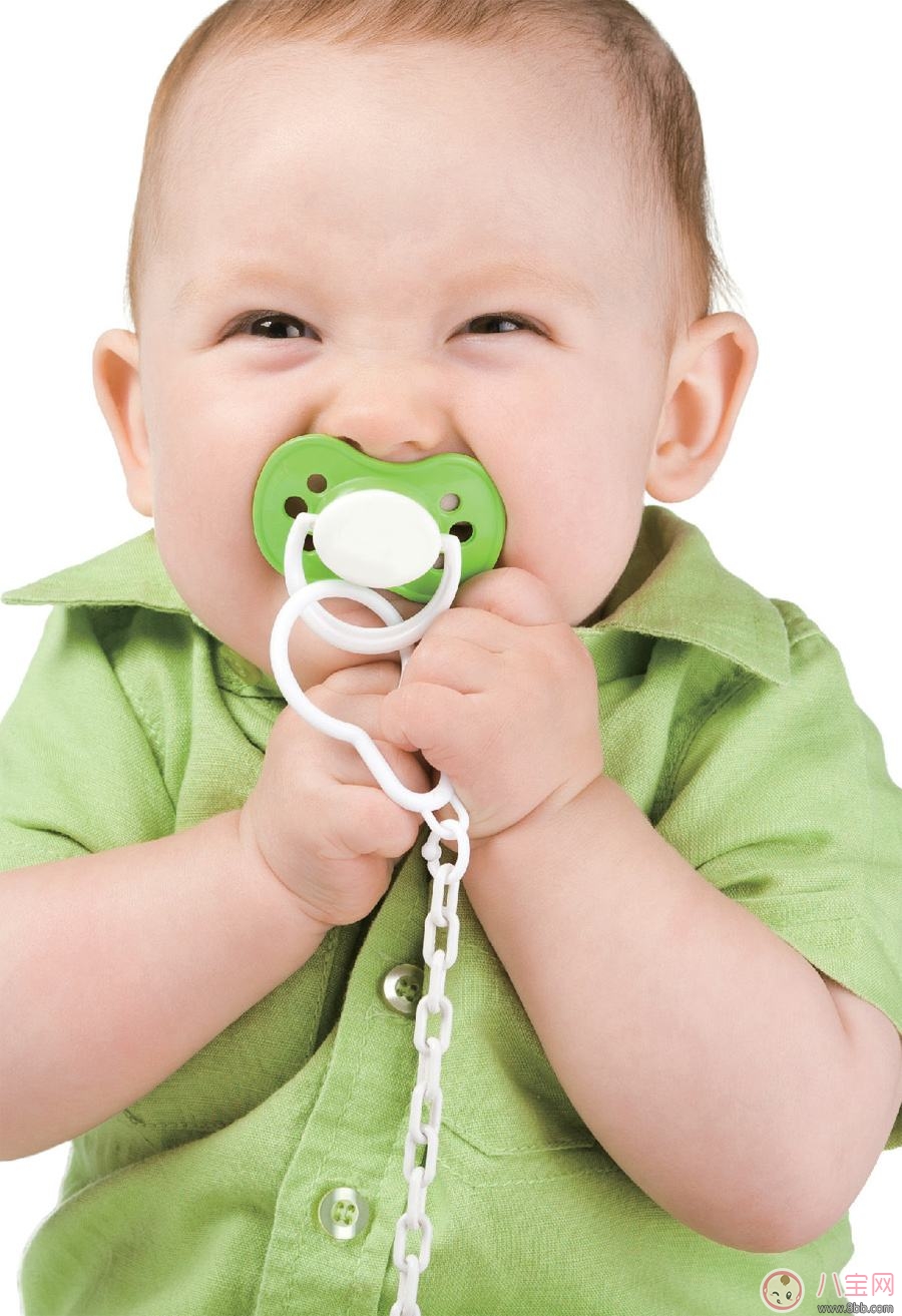 陳妍希貝克漢姆愛(ài)給孩子用安撫奶嘴 如何正確使用安撫奶嘴 陳妍希貝克漢姆愛(ài)給孩子用安撫奶嘴 如何正確使用安撫奶嘴