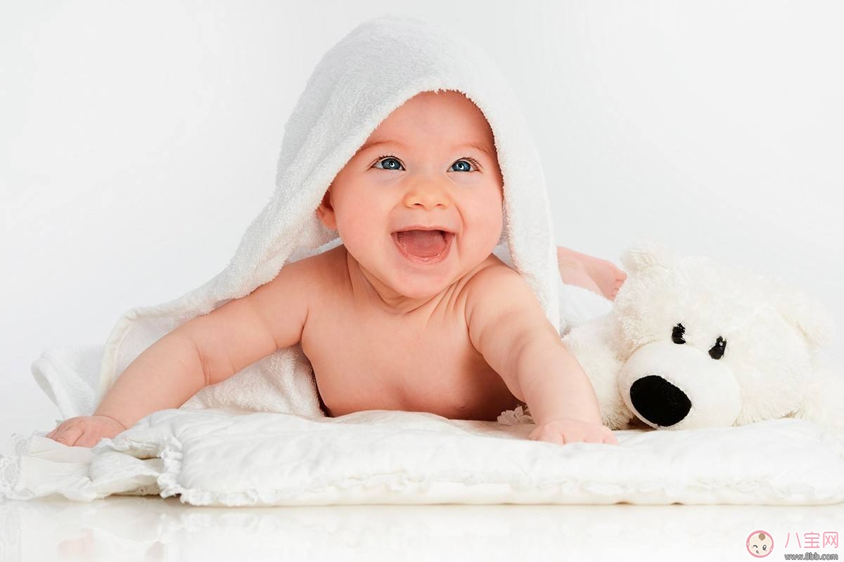 秋天天涼寶寶不愛(ài)洗澡怎么辦 秋天天涼寶寶不愛(ài)洗澡怎么辦