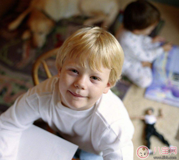 養(yǎng)成正確的習(xí)慣會(huì)對孩子成長有很大幫助 