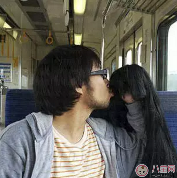 2017七夕朋友圈發(fā)什么好 單身狗如何在朋友圈秀恩愛