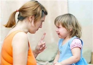 管教習(xí)慣 如何知道管教孩子太過嚴(yán)格