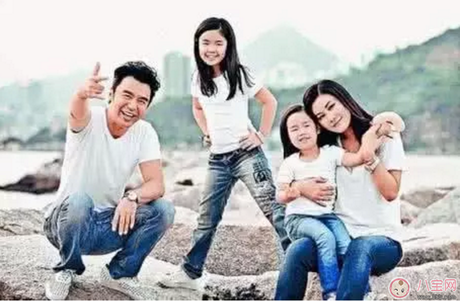 靳東赴港陪愛妻生二胎 還有那些全程陪產的星爸【準爸陪產十大準備】