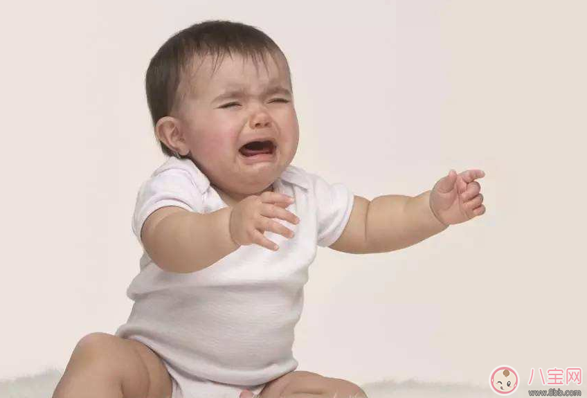  害怕閃電的孩子 往往都很膽小