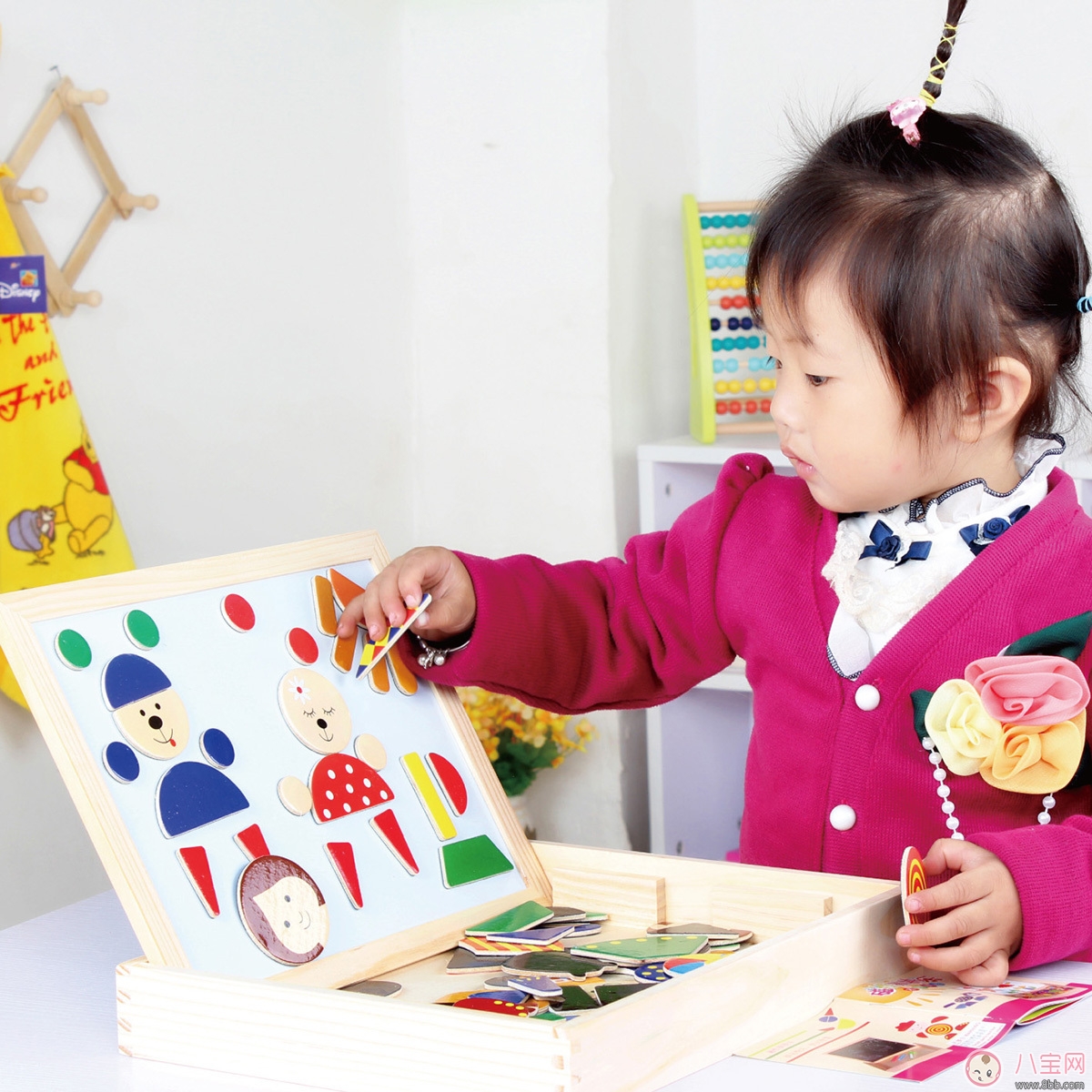 寶寶愛(ài)玩拼圖好處多 提升智力強(qiáng)化邏輯 寶寶愛(ài)玩拼圖好處多 提升智力強(qiáng)化邏輯