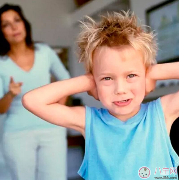 總是忍不住對孩子發(fā)火 怎么才能好好得和孩子講話