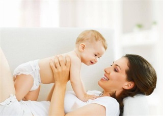 孩子太黏人怎么應(yīng)付 過(guò)分依賴父母的孩子怎么培養(yǎng)