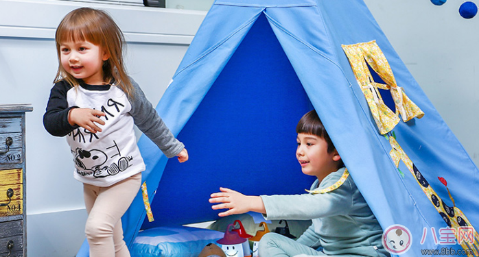 怎么在家里給寶寶搭一個(gè)游樂(lè)場(chǎng) 怎么在家里給寶寶搭一個(gè)游樂(lè)場(chǎng)